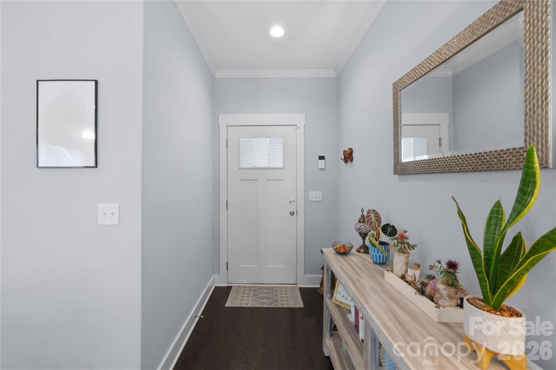 19 Woodbridge Park Dr, Asheville, NC 28803