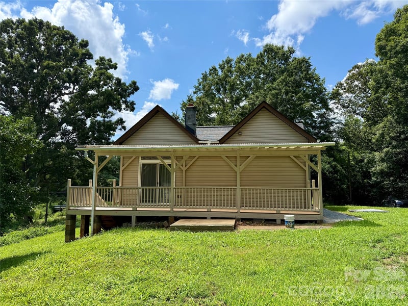 910 Hopewell Church Rd, Catawba, NC 28609