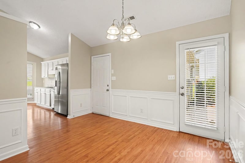 9819 Veronica Dr, Charlotte, NC 28215