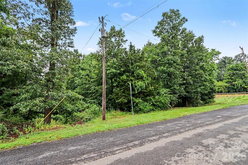 12002 N Tryon St, Charlotte, NC 28262
