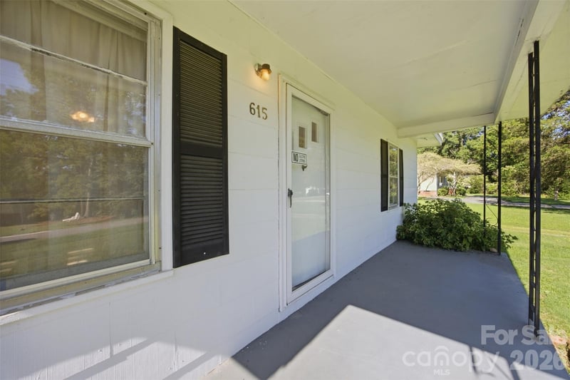 615 Westway Dr, Gastonia, NC 28054