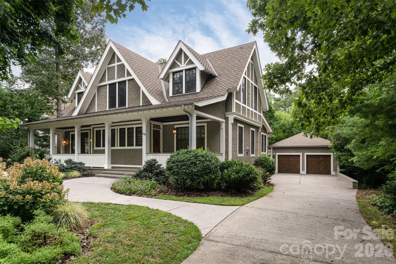 242 Racquet Club Rd, Asheville, NC 28803
