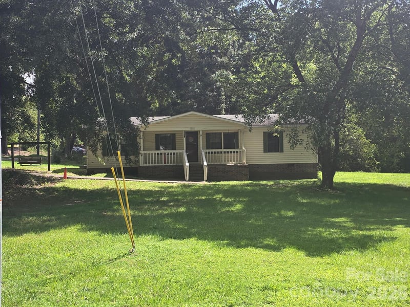 3944 Gaston Webbs Chapel Rd, Crouse, NC 28033