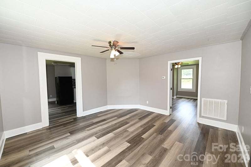 1632 C Ave SE, Hickory, NC 28602