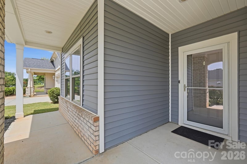 9423 Festival Way, Charlotte, NC 28215