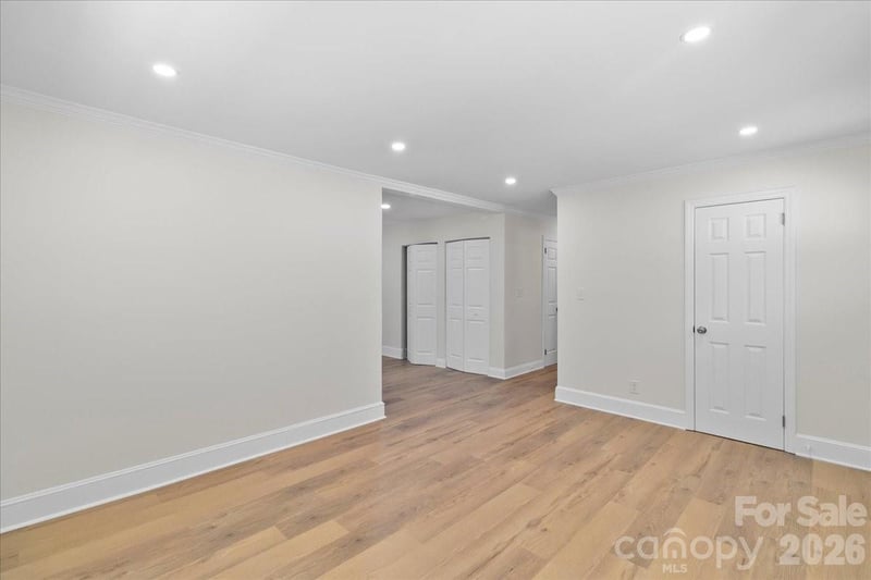 1814 Windham Pl, Charlotte, NC 28205