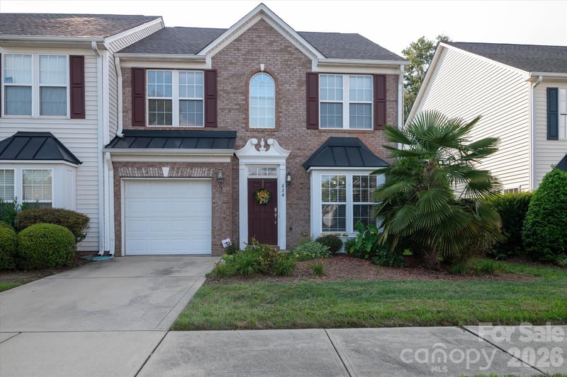 624 Bayou Cir, Clover, SC 29710