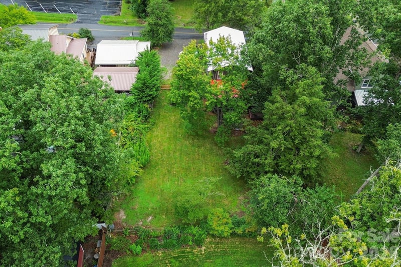 99999 Fourth St, Black Mountain, NC 28711
