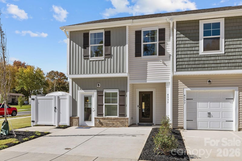4611 Green Drake Dr, Charlotte, NC 28269