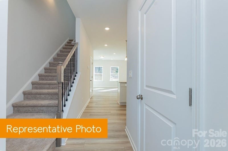 5710 Ringneck Rd, Charlotte, NC 28216