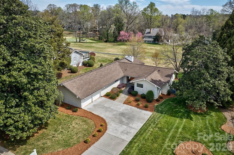 27 Apple Orchard Ln, Lake Wylie, SC 29710