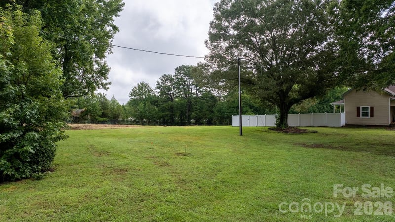 0 N 12th St, Bessemer City, NC 28016