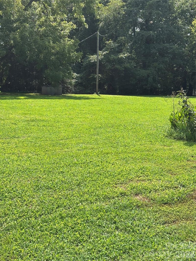 109 Crossrail Rd, Mooresville, NC 28115