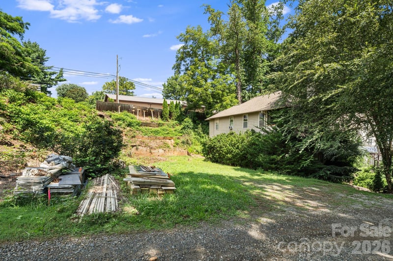 9999 Haywood Rd, Asheville, NC 28806