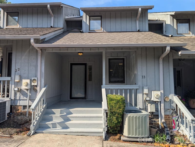 100 Willow Run Dr #33, Gastonia, NC 28056