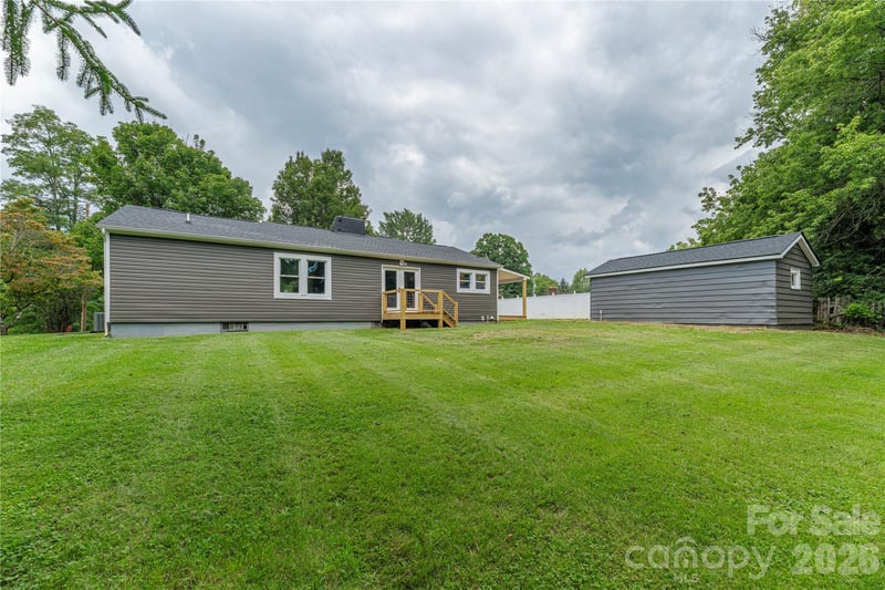 638 Newfound St, Canton, NC 28716