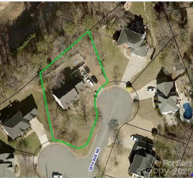 1137 38th Ave NE, Hickory, NC 28601