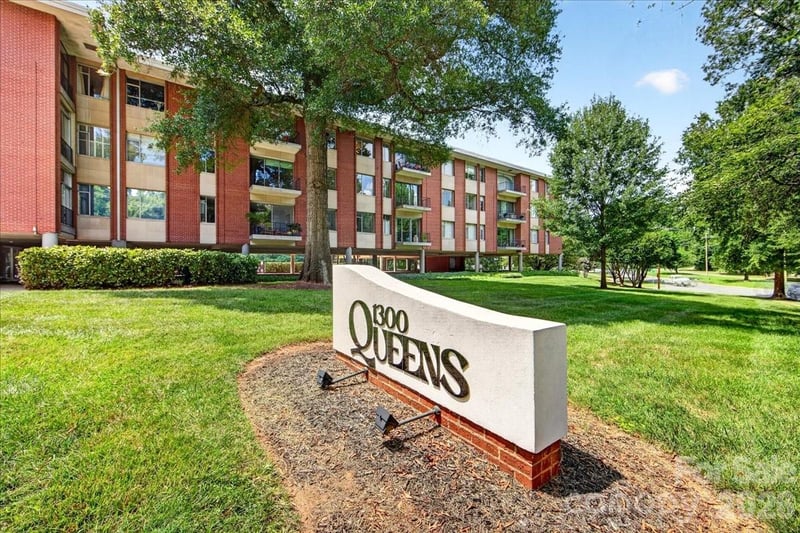 1300 Queens Rd #209, Charlotte, NC 28207