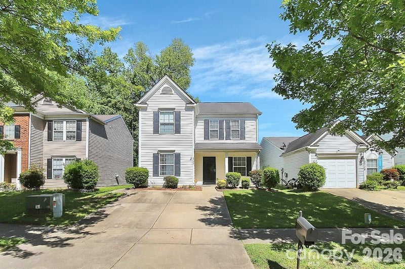 2722 Meadow Knoll Dr, Charlotte, NC 28269
