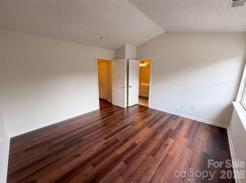 4165 Birch Leaf Ct, Charlotte, NC 28215
