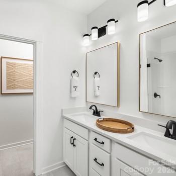 6135 Intertwine St #100, Charlotte, NC 28278