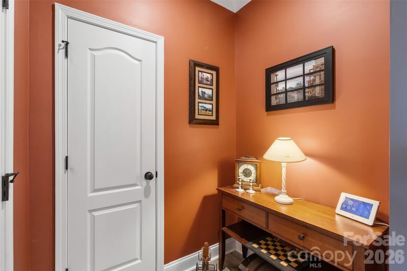 618 Hinterland Ln, Matthews, NC 28104