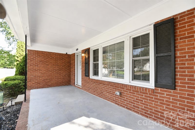 608 Pamela St NE, Concord, NC 28025