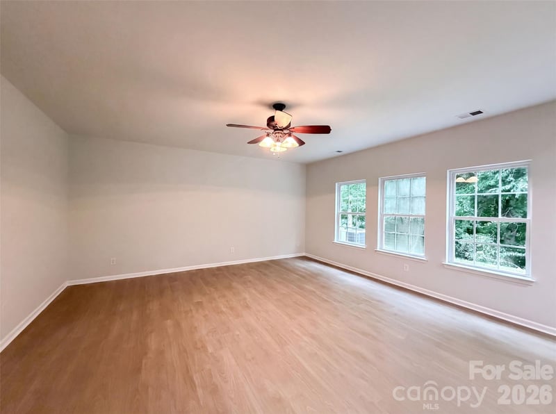 127 Edgington St, Mooresville, NC 28115