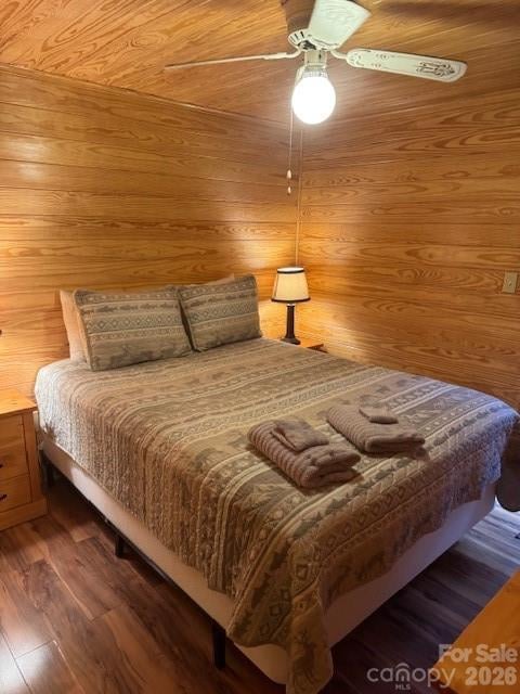 56 Chateau Ln, Maggie Valley, NC 28751