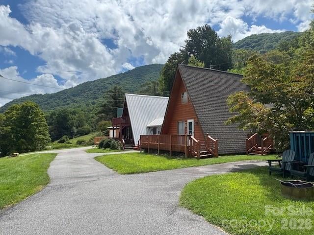 56 Chateau Ln, Maggie Valley, NC 28751