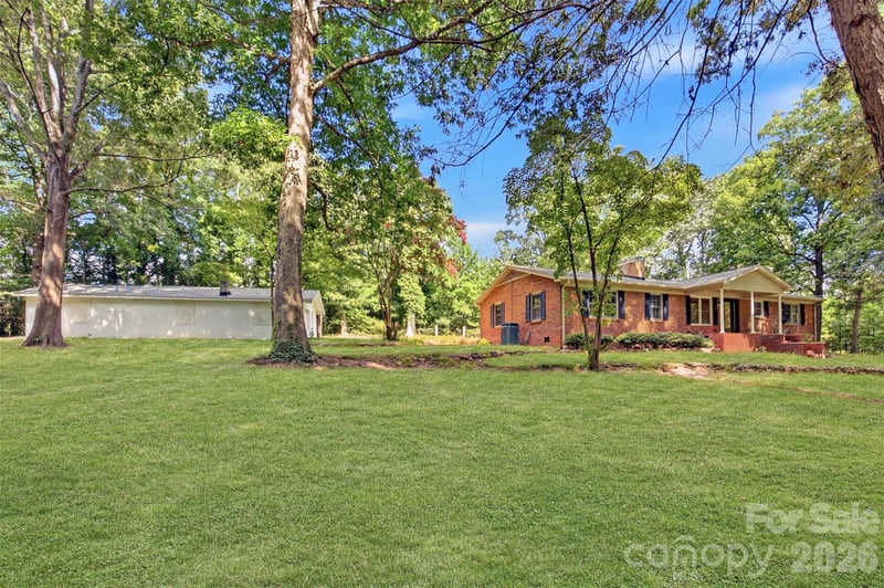 2725 Puetts Chapel Rd, Bessemer City, NC 28016