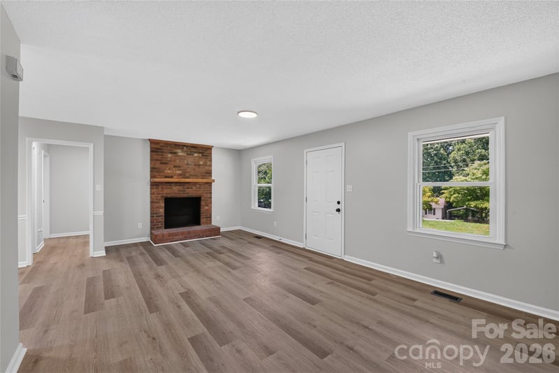 4625 Longbriar Dr, Gastonia, NC 28056