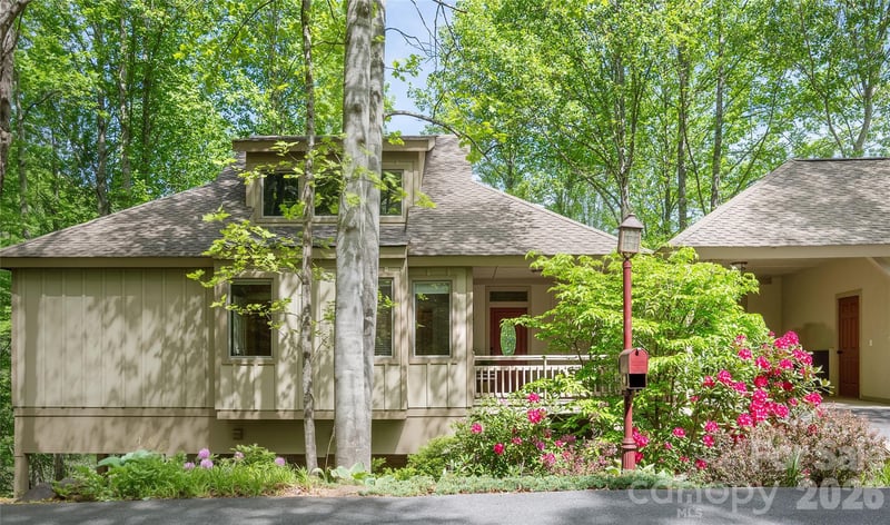 281 Bob White Loop, Waynesville, NC 28786
