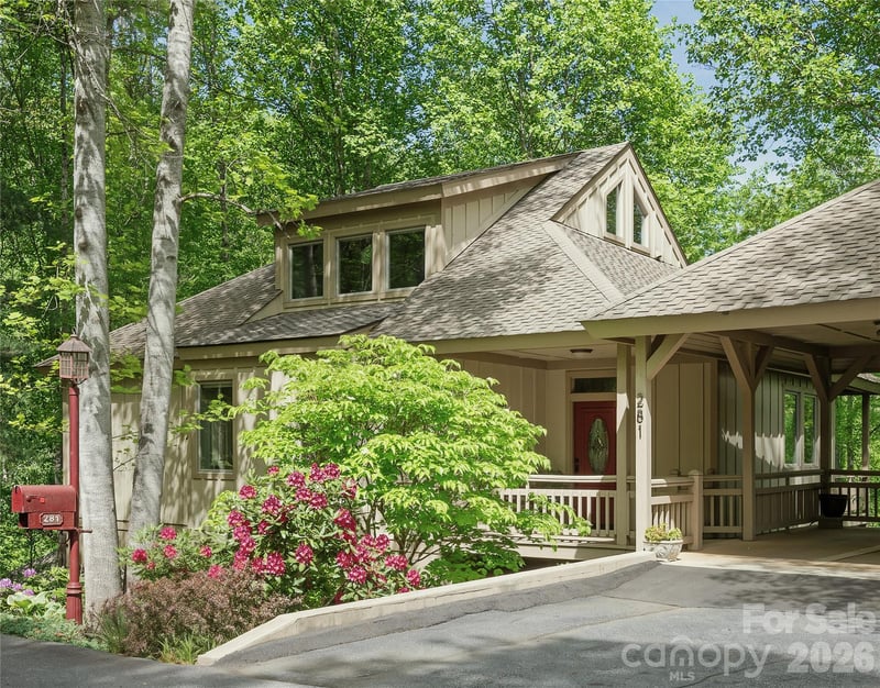281 Bob White Loop, Waynesville, NC 28786