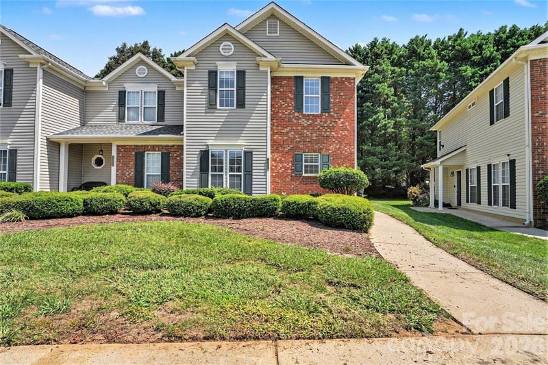9327 Kimmel Ln, Charlotte, NC 28216