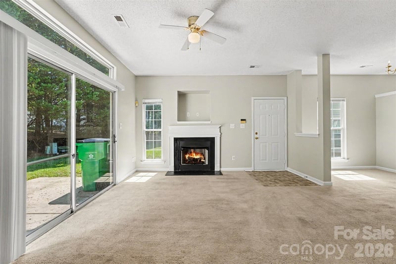 9327 Kimmel Ln, Charlotte, NC 28216