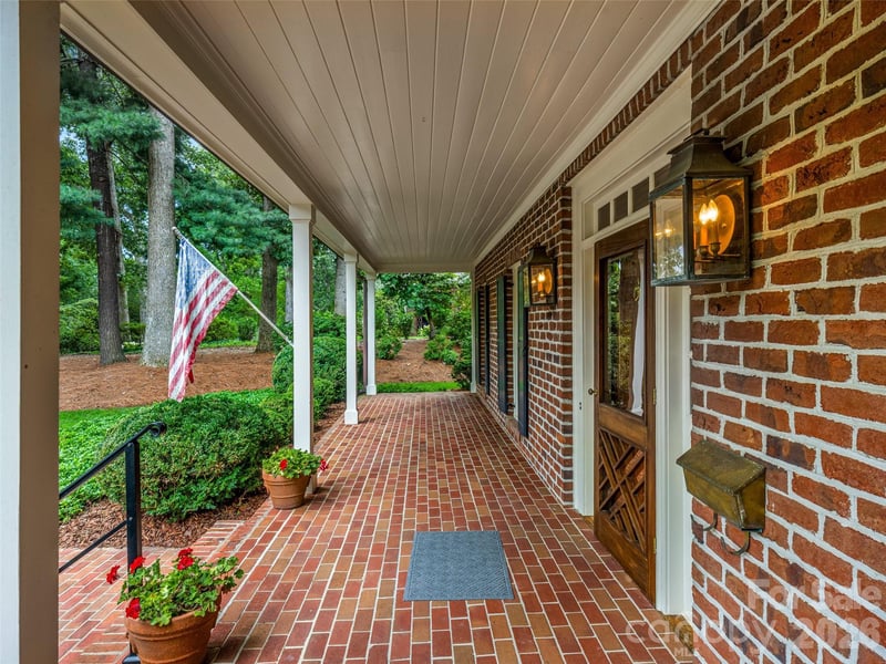 15 Browntown Rd, Asheville, NC 28803