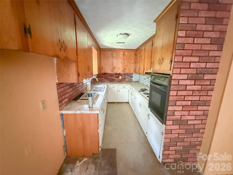 2406 Dale St, Kannapolis, NC 28083