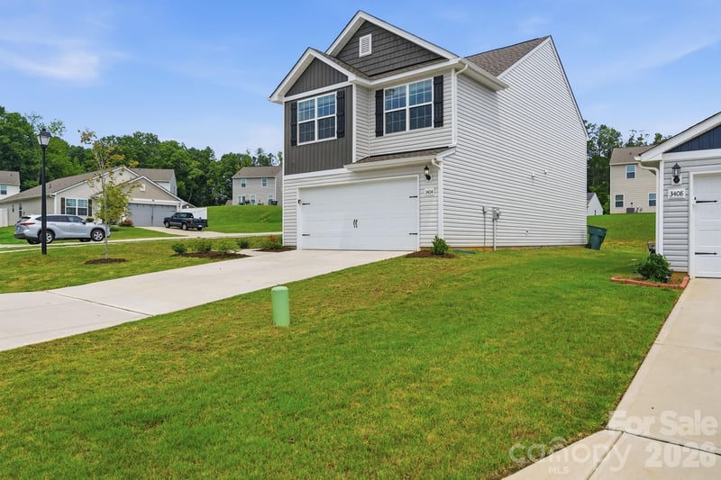 3404 Clover Valley Dr, Gastonia, NC 28052