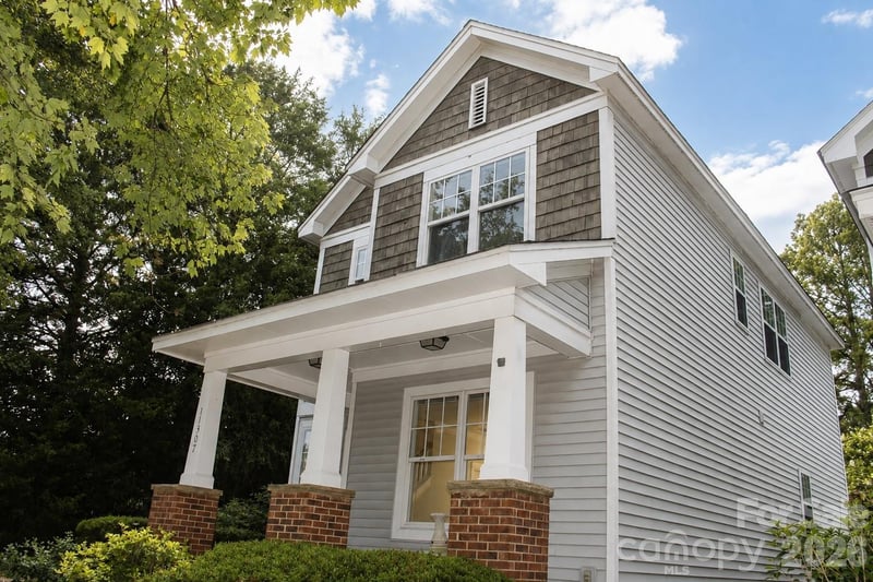 11307 Deer Ridge Ln, Charlotte, NC 28277