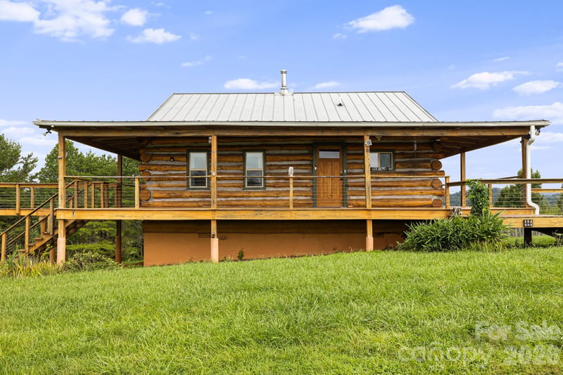 194 Cabin Hollow Dr, Marshall, NC 28753