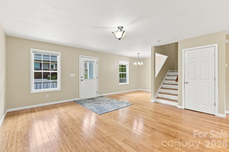 32 Jeff Dr, Asheville, NC 28806