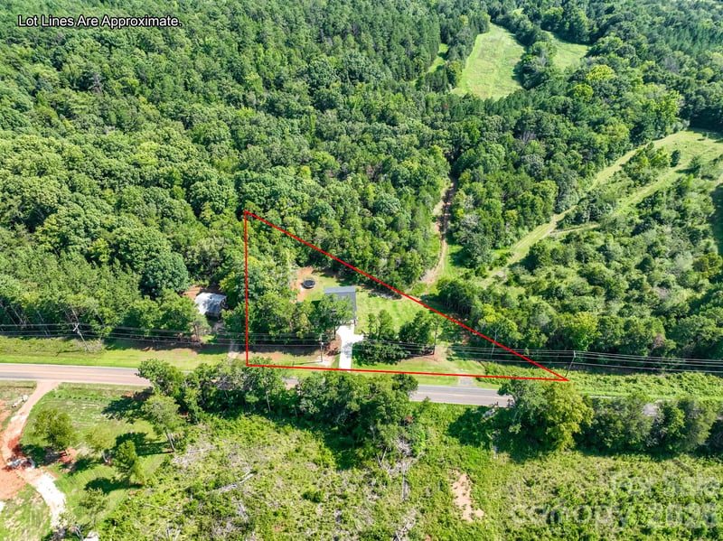 219 W North Corner Rd, Lancaster, SC 29720