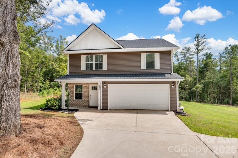 219 W North Corner Rd, Lancaster, SC 29720