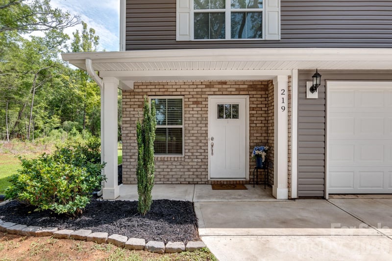219 W North Corner Rd, Lancaster, SC 29720