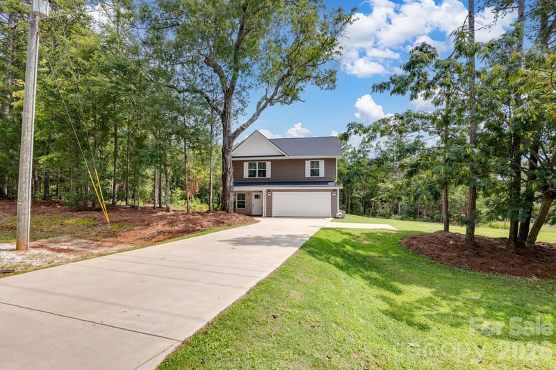 219 W North Corner Rd, Lancaster, SC 29720