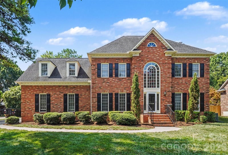 7708 Red Oak Ln, Charlotte, NC 28226
