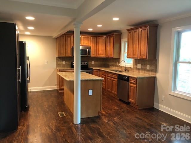 9424 Fairway Ridge Rd, Charlotte, NC 28277