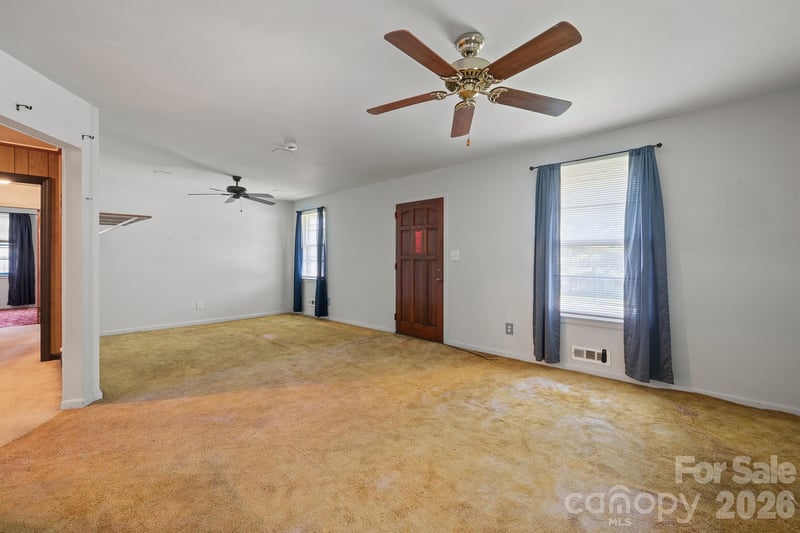 320 S Myrtle School Rd, Gastonia, NC 28052