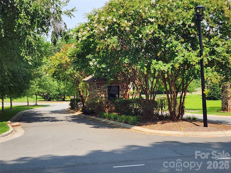 142 Butler Dr, Mooresville, NC 28115